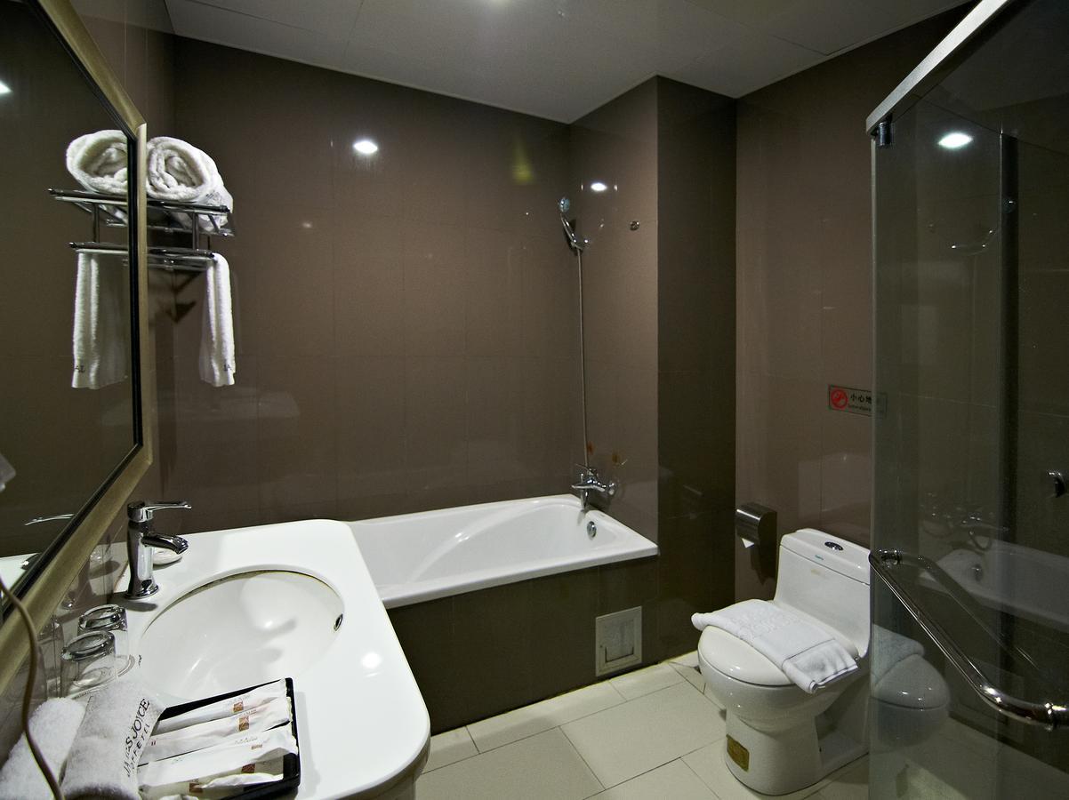 James Joyce Coffetel Hotel Guangzhou Shi Jing City Square Branch Eksteriør bilde