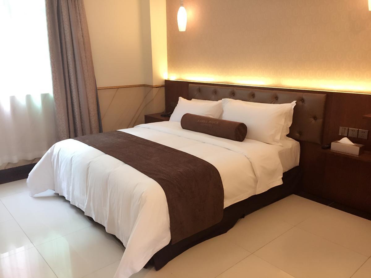 James Joyce Coffetel Hotel Guangzhou Shi Jing City Square Branch Eksteriør bilde
