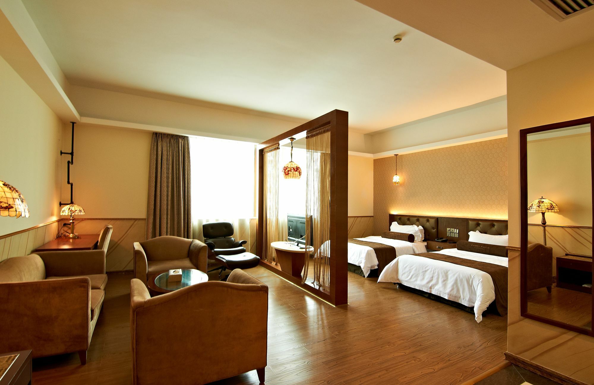James Joyce Coffetel Hotel Guangzhou Shi Jing City Square Branch Eksteriør bilde
