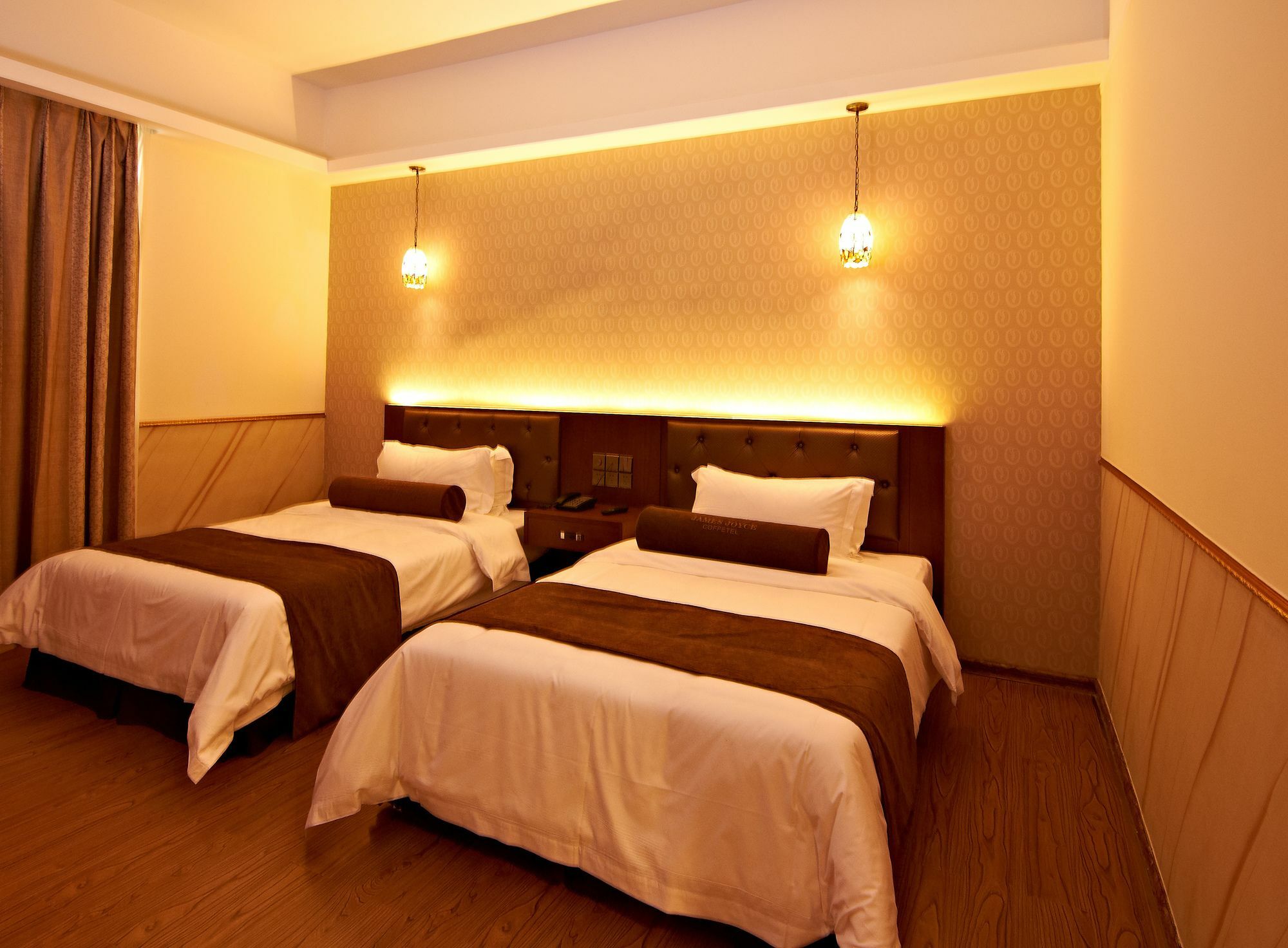 James Joyce Coffetel Hotel Guangzhou Shi Jing City Square Branch Eksteriør bilde